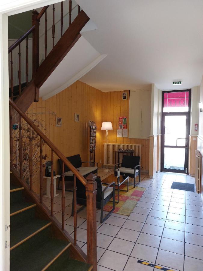 Hotel De France Objat Esterno foto